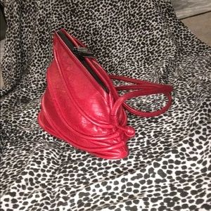 Thomas Leather - Red Handcrafted Spiral handbag